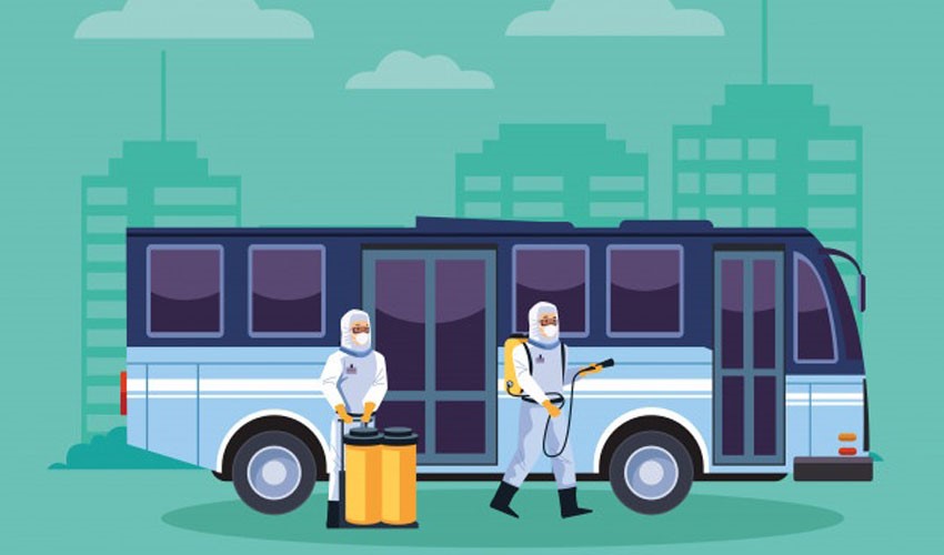 استفاده از تجهیزات نظافت صنعتی برای نظافت اتوبوس